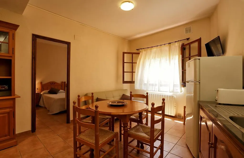 Apartaments Populetus Apartment Poboleda